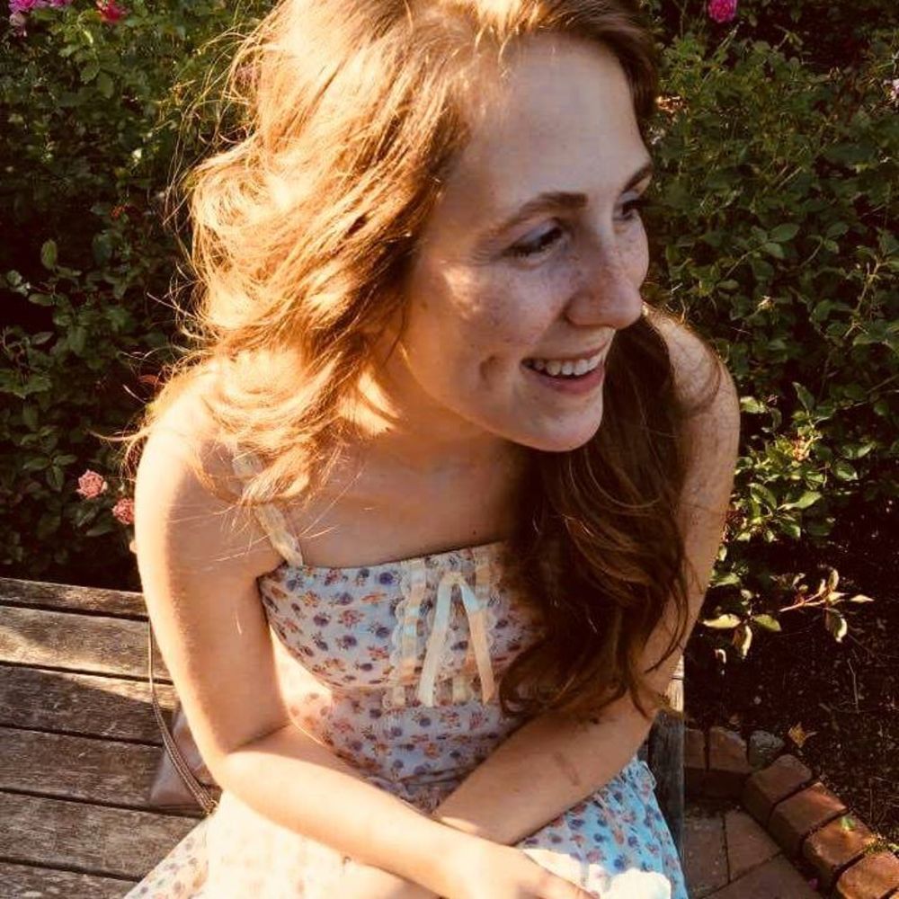 Meet your Posher, Carrie